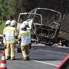 • Bus contro camion, vittime carbonizzate. Anche 30 feriti 