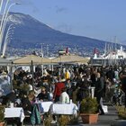 Il sindaco di Napoli: «Verosimile ritorno in zona rossa»