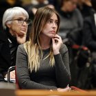 Maria Elena Boschi, insulti sessisti sui social. Lei accusa: «Salvini scatena odio contro di me»