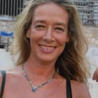Silvia Salvarani morta dopo due settimane di agonia, la maestra di yoga investita da un camion mentre andava in bici