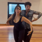 Ballando con le stelle, Wanda Nara e gli schiaffi a Pasquale La Rocca durante le prove: «Non è facile insegnarmi a ballare»