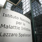 Roma, allo Spallanzani 56 pazienti ricoverati: «Tre necessitano di supporto respiratorio»