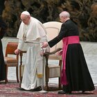 Papa Francesco e il dolore al ginocchio