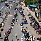 Coronavirus, India in lockdown: esodo biblico dalle città. Il premier Modi: «Perdonatemi»