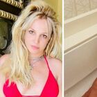 Britney Spears nuda nella vasca da bagno: «Mi piace fare schifo». Le foto choc che preoccupano i fan