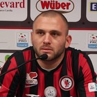 Auto di ex calciatore del Foggia Luca Pompilio fatta esplodere con una bomba
