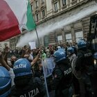 Scontri a Roma, denunciato il poliziotto che ha picchiato un manifestante
