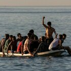 Migranti, naufragio a largo della Libia: gommone si rovescia, 61 dispersi