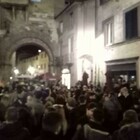 Lucca, feste e balli in piazza: violate le norme anti-Covid