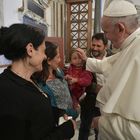 La famiglia rom dal Papa