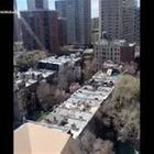 Musica dalle finestre a Brooklyn durante lo shutdown newyorkese