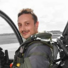 Eurofighter caduto, la mamma del pilota ai funerali: «Solo alla terza telefonata mi hanno detto che era lui». Meloni le telefona
