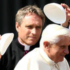 Papa Francesco, screzi con Padre Georg? I media tedeschi: «È stato congedato»
