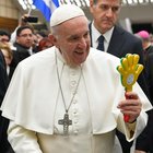 Giornata della Memoria, il Papa: «No all'indifferenza». Mattarella: «Fascismo, basta colpi di spugna»