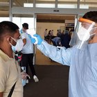 Roma, volo dal Bangladesh: 225 persone in isolamento, 12 positivi a test sierologico