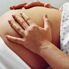 Alcol e fumo in utero aumentano di 12 volte il rischio di morte in culla