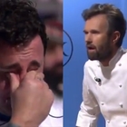 Hell's Kitchen Italia, Cracco al concorrente: «Perché piangi? Sembri un barboncino, sei un uomo!» Video