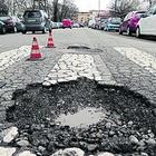 Milano, strade groviera: dopo le piogge è record di buche e voragini in strada