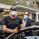 Briatore, quarantena da Daniela Santanché a Milano: oggi le dimissioni, per lui un'ala della casa