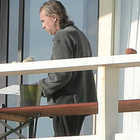 Val Kilmer irriconoscibile a 55 anni nella sua casa di Malibu