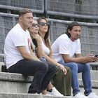 Totti e Ilary, il gesto di Francesco allo stadio è super criticato, la reazione social dell'ex cognato