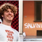 Lodo Guenzi e la scritta choc Salvini muori: «Mi fa schifo, la cancello io»