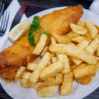Scontrini pazzi, fish and chips a 42 euro: «Ridicolo». Lo chef Kerridge si difende: «Patatine tagliate a mano»