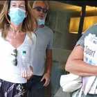 Alex Zanardi, la moglie Daniela Manni in ospedale a Siena: «Non lo lascerò mai solo»