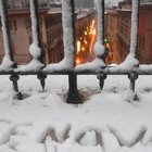 Torino e Genova sotto la neve: molte scuole chiuse, allerta al Centro Sud