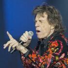 Mick Jagger ha violato la quarantena per vedere l'Inghilterra a Wembley: rischia una multa da almeno 10mila sterline