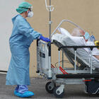 Infermiera no vax provoca cluster in ospedale a Genova