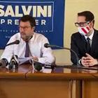 Salvini: «Polemica perché ho mangiato ciliegie all'incontro con Zaia è surreale»