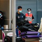 Djokovic in Australia, ma non può lasciare l'aeroporto.
