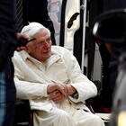 Ratzinger, la lettera sul caso abusi: «Chiedo perdono alle vittime. Affronto grandissima colpa, ma non sono un bugiardo»