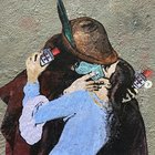 Milano, "Il Bacio" di Hayez ai tempi del Coronavirus: Amuchina e mascherina nel murale di tvBoy