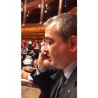Manovra, il senatore di FdI scherza in aula e "telefona" a Moscovici