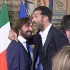 Buffon e Pirlo, l'abbraccio tra campioni del mondo al Quirinale