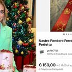 Chiara Ferragni, non solo pandoro Balocco: in vendita su eBay anche il nastrino della confezione. Il prezzo lascia senza parole