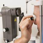 Glaucoma, quasi la metà dei malati al nervo ottico non segue la terapia