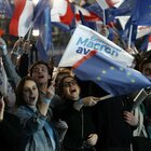 Elezioni Francia, il "fattore Putin" spaventa i moderati e rallenta Marine Le Pen