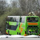 Incidente Flixbus in Germania, pullman perde il controllo e si ribalta a Lipsia: almeno cinque morti