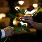 Natalità e matrimoni a picco, la soluzione del governo: «Appuntamenti al buio per i single»
