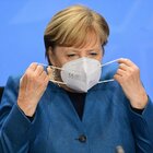 Angela Merkel: «Lockdown dal 2 novembre per un mese, servono misure dure»