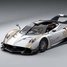 Pagani Huayra R Evo, emozioni a da brividi con 900 cv en plein air. Coda allungata, assetto pista e 350 km/h di velocità massima