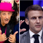 Fiorello: «Macron come Rocky? Ostenta. Il nostro Mattarella fa i calci rotanti ma lo tiene per sé»