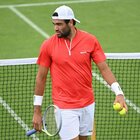 Berrettini si ritira da Wimbledon: è positivo al Covid. «Ho il cuore spezzato». Nadal e Djokovic a rischio contagio?