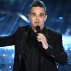 • Robbie Williams e l'ospitata: "Ecco quanto ha guadagnato"