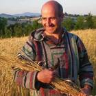 Addio Michele, custode della terra: Filottrano piange l'agricoltore bio morto a 49 anni per un male spietato