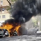Roma, pauroso rogo di auto alla Magliana: bruciano le vetture posteggiate in strada