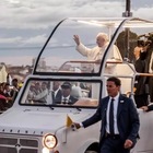 Papa Francesco in Africa parla all'Europa: «Chi non vede l'altro come un fratello non è cristiano»
